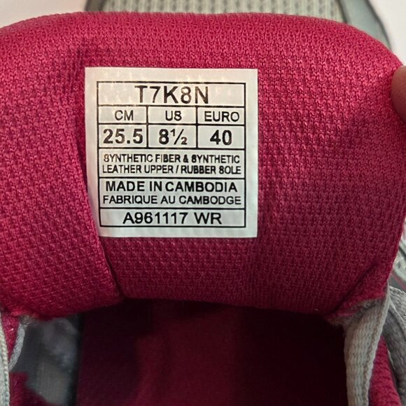 ASICS Women’s Running Shoes – Silver Gray & Pink – Size 8.5 - Like New - Picture 6 of 7